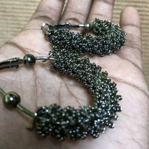 Black Spring Earing