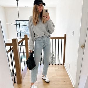 Grey Sweatshirt