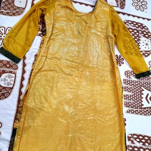 Party Wedding wear heavy Yellow Velvet Kurta Suit