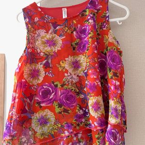 Flower pattern orange Sleevless top