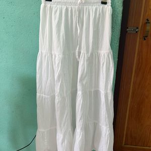 Y2K White Skirt ❤️(new)