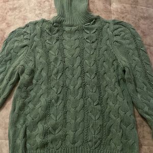 Olive Turtle Neck Warm Sweater !!