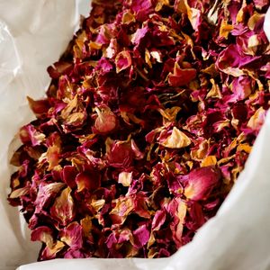 DRIED ROSE PETALS