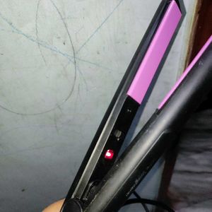 Philips Selfie Straightener( Negotiable)