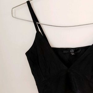 Black Vneck Crop Top.