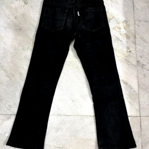 JACK AND JONES BOOTCUT JEANS SIZE 32