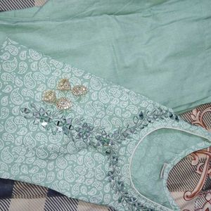 Combo Kurti With Pants And Silver Jhumkas