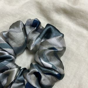 Decent Color Scrunchie