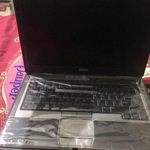 Dell Latitude 3gb / 450gb