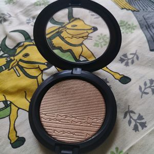 MAC Og Darling Highlighter - NEW