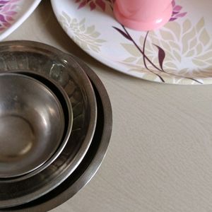 Set Of Kitchen Plates And Container