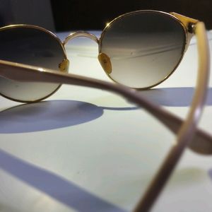 IDEE Tinted Sunglass. Golden, Biege Frame.