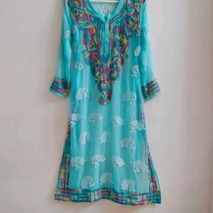 💦Chikankari Aqua Blue Kurti (Margin Present)