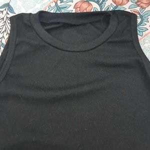 black tank