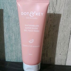 Dot&Key Watermelon Superglow Gel Face Wash