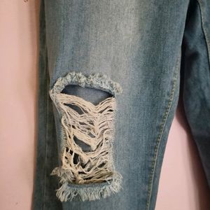 Floral Embroidered Ripped Jeans