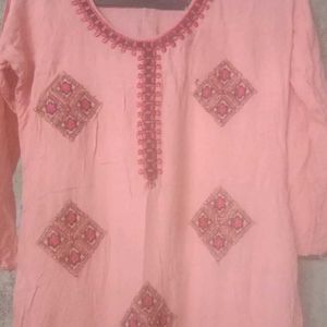 Beautiful Pink Kurti