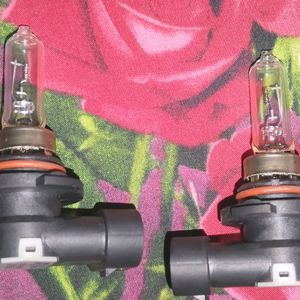 KIA SELTOS ORIGINAL HALOGEN BULB H4