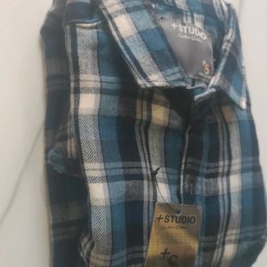 Mans Slim Fit L size Shirt