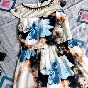 Madame Floral Dress 👗