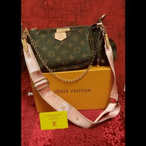 LOUIS VUITTON SLING BAG