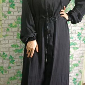 Zoom Very Black Abaya