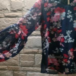 Full Sleeve Floral Print Top