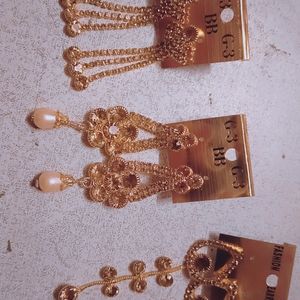 3 Golden Earrings