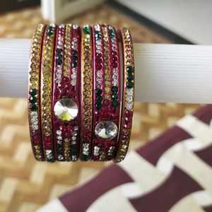 Beautiful Bangles Set..