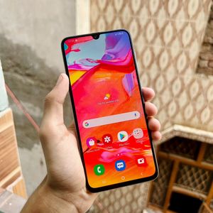 Samsung Galaxy A70 ( Fix Price )