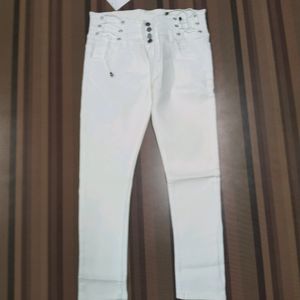 V-85 Size-32 Slim Fit Women Denim Jeans