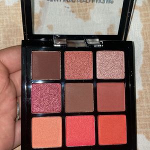 Swiss Beauty Ultimate Shadow Palette