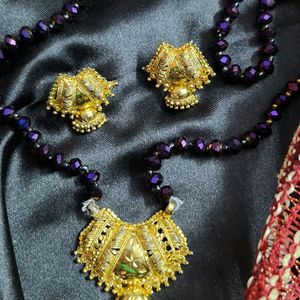Golden Jewellery Set At Best Price