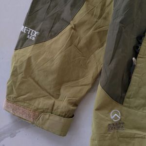 NORTHFACE GORETEX WINDCHEATER JACKET OLIVE