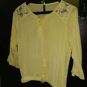 Lemon Yellow, Cotton Top With Tassels