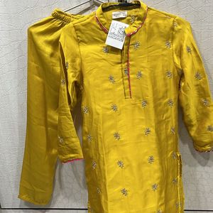 Festive Kurta In Yellow Color