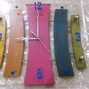 Glass Cover Wooden Base Watch