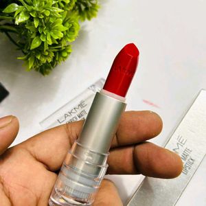 ORIGINAL LAKME ENRICH LIPSTICK RED COLOR