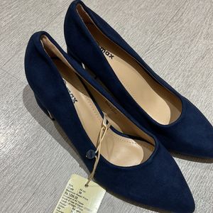 Max Blue Belly With Heels