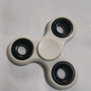 Hand Spinner Desk Toy - High Speed Smooth Finger