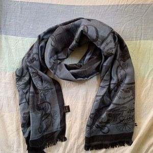 Daks London stole