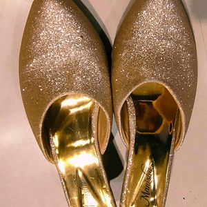 Golden Sparkling Heel