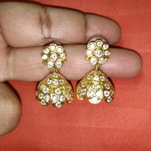 Ad Stones Earings