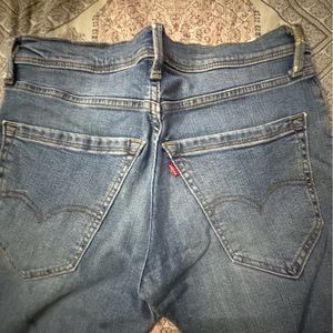 Levis Light Blue Jeans