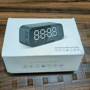 Digital Alarm Clock With Speaker & FM