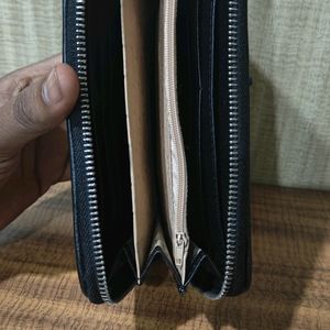 Gucci Authentic Hand Purse