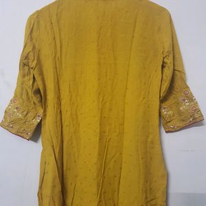 Mustard Kurti