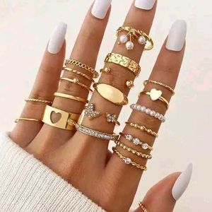 Women's Rings Golden Colour