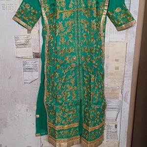 Green Suit Set With Bottom And Dupatta