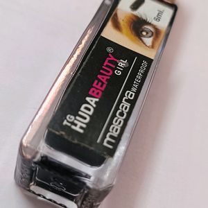 Huda Beauty Waterproof Mascara